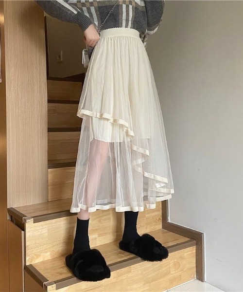 almo(アルモ)の「ベロアテープのイレヘムチュールスカート(BQ)(スカート・レディース・ブラック/アイボリー・MEDIUM)」の14枚目の写真