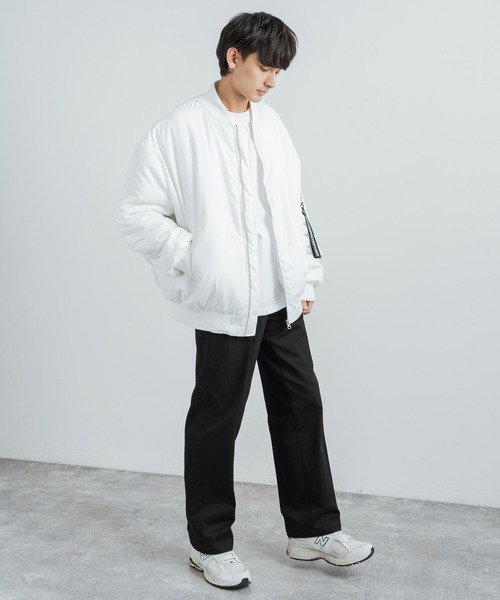 Rocky Monroe（ロッキーモンロー）の「オーバーサイズ 中綿MA-1 ミリタリーフライトジャケット ドロップショルダーブルゾン（MA-1・メンズ・ネイビー/ホワイト/ブラック/カーキ・M/L/XL）」の22枚目の写真