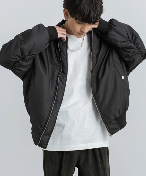 Rocky Monroe（ロッキーモンロー）の「オーバーサイズ 中綿MA-1 ミリタリーフライトジャケット ドロップショルダーブルゾン（MA-1・メンズ・ネイビー/ホワイト/ブラック/カーキ・M/L/XL）」の17枚目の写真
