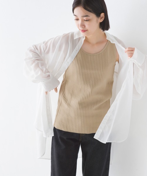 OMNES(オムネス)の「ラインキルトあったかタンクトップ(タンクトップ・レディース・ベージュ/ホワイト/ブラック/モカ/ライトブルー/ラベンダー・MEDIUM/LARGE)」の4枚目の写真