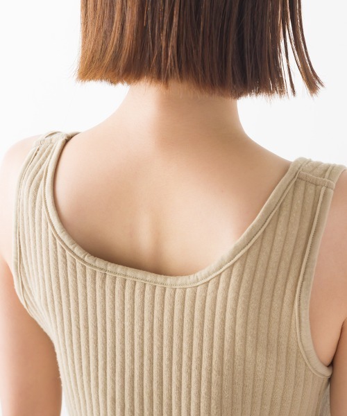 OMNES(オムネス)の「ラインキルトあったかタンクトップ(タンクトップ・レディース・ベージュ/ホワイト/ブラック/モカ/ライトブルー/ラベンダー・MEDIUM/LARGE)」の15枚目の写真