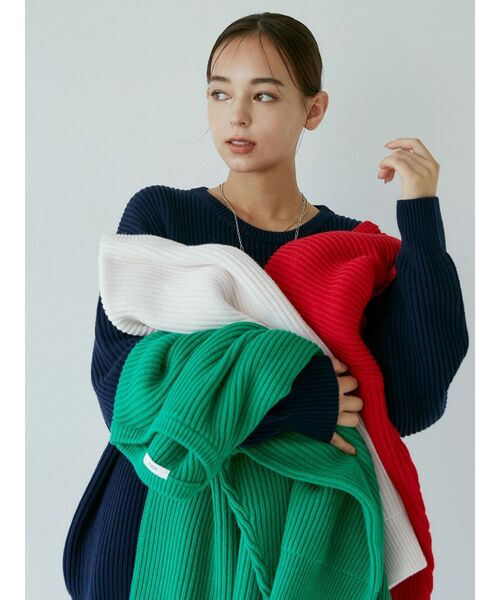 MURUA（ムルーア）の「バルキーコットンオーバーニット（ニット/セーター・レディース・アイボリー/レッド/グリーン/ネイビー・FREE）」の5枚目の写真