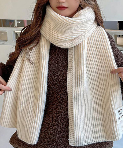 Girly Doll（ガーリードール）の「ニットマフラー（マフラー・レディース・ブラック/アイボリー/モカ/ボルドー/グレー/イエロー/ピンク・F）」の14枚目の写真