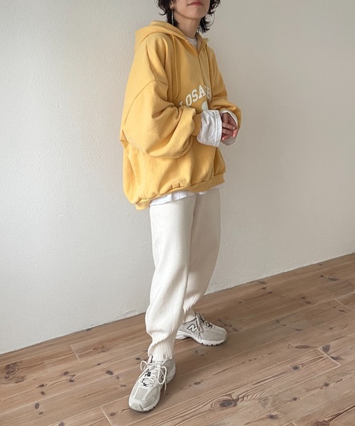 wee9s（ウィークス）の「half zip loose hoodie / ぬくぬく裏起毛ハーフジップルーズフーディーパーカー（パーカー・レディース・イエロー・FREE）」の11枚目の写真