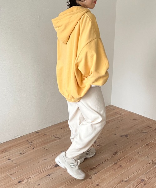 wee9s（ウィークス）の「half zip loose hoodie / ぬくぬく裏起毛ハーフジップルーズフーディーパーカー（パーカー・レディース・イエロー・FREE）」の12枚目の写真