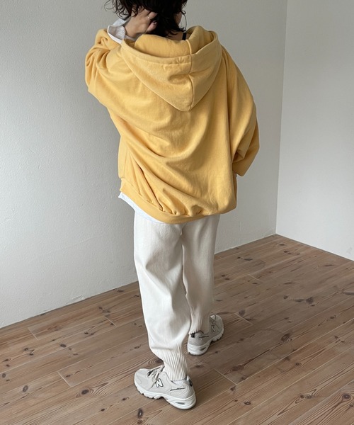 wee9s（ウィークス）の「half zip loose hoodie / ぬくぬく裏起毛ハーフジップルーズフーディーパーカー（パーカー・レディース・イエロー・FREE）」の13枚目の写真