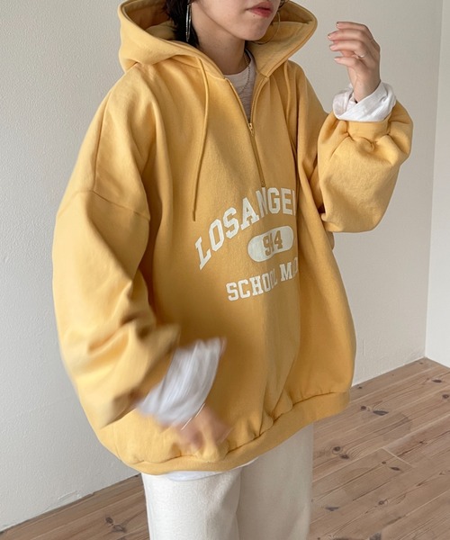 wee9s（ウィークス）の「half zip loose hoodie / ぬくぬく裏起毛ハーフジップルーズフーディーパーカー（パーカー・レディース・イエロー・FREE）」の2枚目の写真