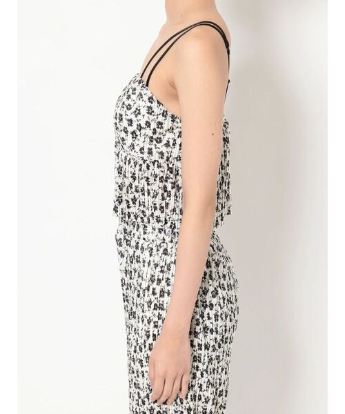 GYDA(ジェイダ)の「【セットアップ着用可】double lineサテンプリーツビスチェ(キャミソール・レディース・ブラック/その他/その他2・FREE)」の13枚目の写真