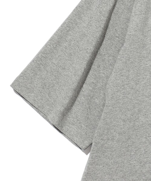 B:MING by BEAMS（ビーミングバイビームス）の「B:MING by BEAMS / PEANUTS | FAR OUT プリント Tシャツ(キッズ展開あり)（Tシャツ/カットソー・メンズ・ライトグレー/オフホワイト・SMALL/MEDIUM/LARGE/X-LARGE）」の3枚目の写真