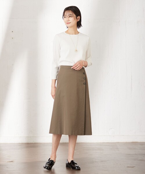 J.PRESS(ジェイプレス)の「【洗える・吸水速乾・接触冷感】リネンツイル スカート(スカート・レディース・ブラック系/カーキ系/アイボリー系・T17/T15/T13)」の15枚目の写真