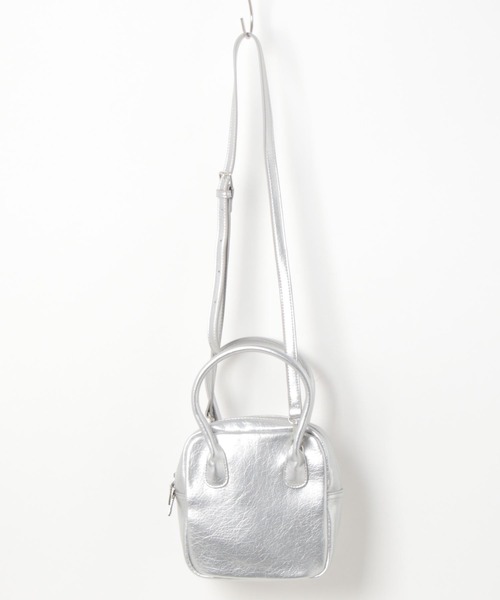 wee9s（ウィークス）の「2way square enamel shoulder bag / 2wayスクエアエナメルショルダーバッグ（ショルダーバッグ・レディース・ブラック/シルバー・FREE）」の17枚目の写真