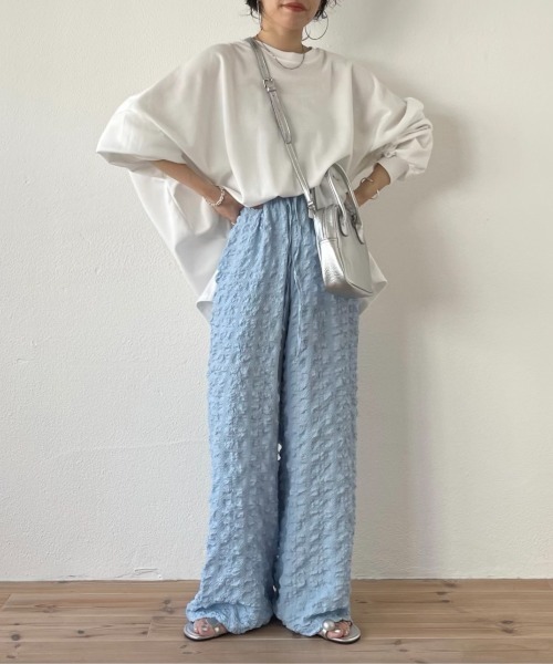 wee9s（ウィークス）の「2way square enamel shoulder bag / 2wayスクエアエナメルショルダーバッグ（ショルダーバッグ・レディース・ブラック/シルバー・FREE）」の6枚目の写真