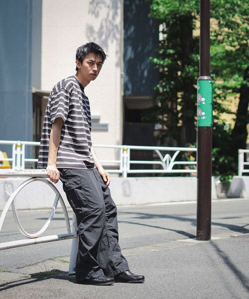 BEAMS（ビームス）の「BEAMS / ルーズ ボーダー Tシャツ（Tシャツ/カットソー・メンズ・ブラウン系その他/サックスブルー/ブラック系その他4・S/M/L/XL）」の18枚目の写真