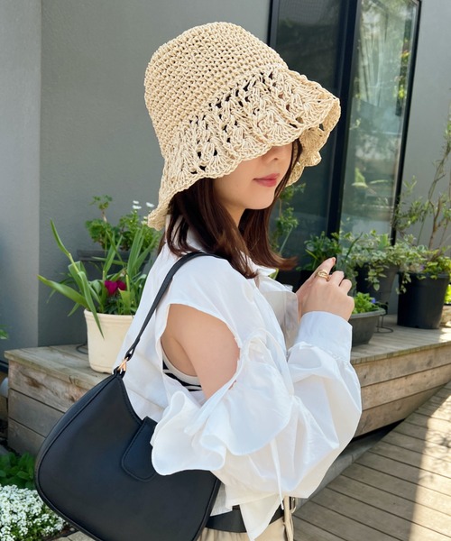 CLEA(クレア)の「クロシェ編み チューリップペーパーハット(ハット・レディース・ベージュ/アイボリー・FREE)」の5枚目の写真