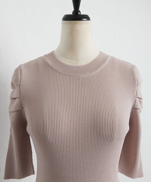 tocco closet（トッコ　クローゼット）の「タックギャザーショルダーリブニットプルオーバー（ニット/セーター・レディース・ホワイト/ベージュ/ブラック・M）」の18枚目の写真