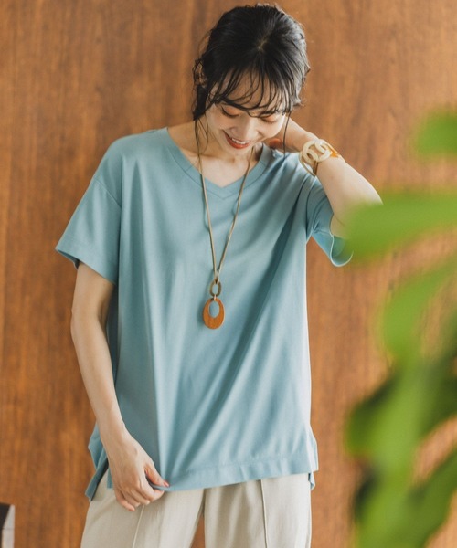 BAYFLOW（ベイフロー）の「シルケットVネックTシャツ（Tシャツ/カットソー・レディース・ベージュ/ブラック/カーキ/ベビーピンク/オフホワイト/ブルー/マスタード・SMALL/MEDIUM）」の5枚目の写真