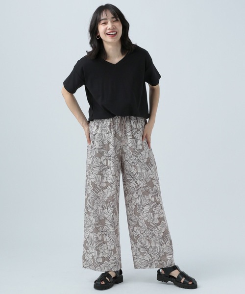 BAYFLOW（ベイフロー）の「シルケットVネックTシャツ（Tシャツ/カットソー・レディース・ベージュ/ブラック/カーキ/ベビーピンク/オフホワイト/ブルー/マスタード・SMALL/MEDIUM）」の9枚目の写真