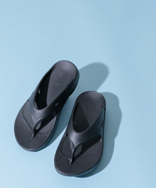 OOFOS（ウーフォス）の「OOFOS　Ooriginal（サンダル・メンズ・ブラック/ベージュ・7/8/9）」の4枚目の写真