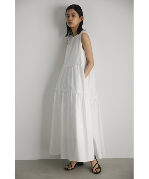 STYLEMIXER(スタイルミキサー)の「ティアードギャザーワンピース(ワンピース・レディース・ホワイト/ブラック/サックスブルー・SMALL/MEDIUM)」の7枚目の写真