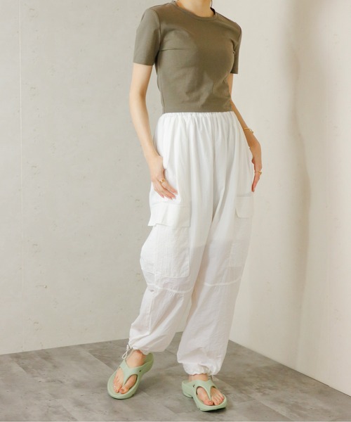 Per sist ence（パーシエンス）の「Per sist ence/パーシエンス　ワッシャータフタパラシュートパンツ（その他パンツ・レディース・カーキ/ピンク/オフホワイト/ブラック・FREE）」の7枚目の写真