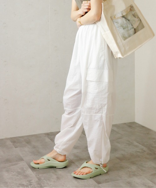 Per sist ence（パーシエンス）の「Per sist ence/パーシエンス　ワッシャータフタパラシュートパンツ（その他パンツ・レディース・カーキ/ピンク/オフホワイト/ブラック・FREE）」の18枚目の写真