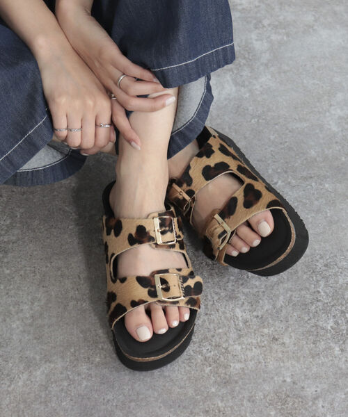 PLAKTON(プラクトン)の「【PLAKTON/プラクトン】ハラコベルト厚底サンダル(サンダル・レディース・ベージュ系その他4/ブラック・37/36)」の4枚目の写真