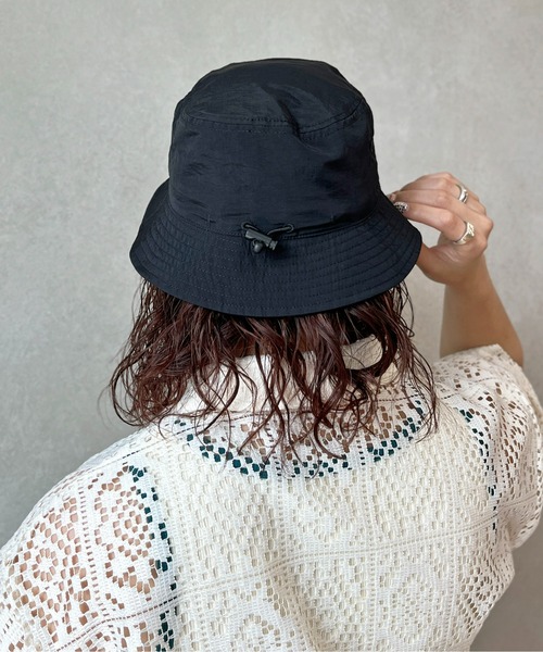 UNIVERSAL OVERALL（ユニバーサルオーバーオール）の「ストラップバケハ（ハット・メンズ・アイボリー/ブラック系その他/ブラック/ベージュ・FREE）」の17枚目の写真