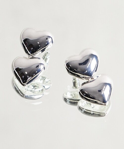 Firsthand（ファーストハンド）の「Firsthand/ファーストハンド ダブルハートピアス（ピアス（両耳用）・レディース・ゴールド/シルバー・ONE SIZE）」の2枚目の写真