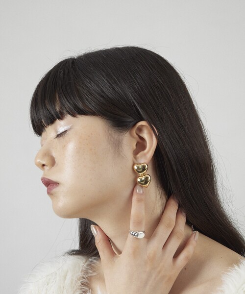 Firsthand（ファーストハンド）の「Firsthand/ファーストハンド ダブルハートピアス（ピアス（両耳用）・レディース・ゴールド/シルバー・ONE SIZE）」の3枚目の写真
