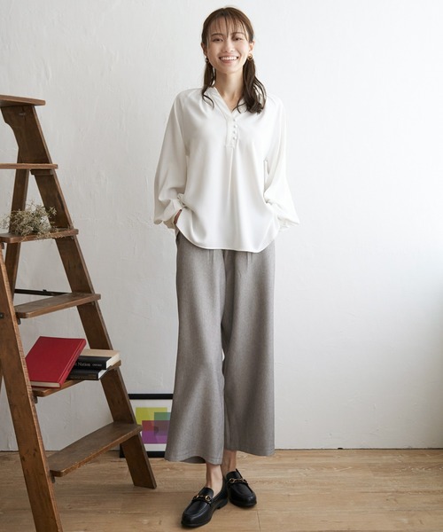 IKKA LOUNGE（イッカラウンジ）の「クルミボタンスキッパーブラウス（シャツ/ブラウス・レディース・その他1/ブラック/オフホワイト・S/L/M）」の7枚目の写真