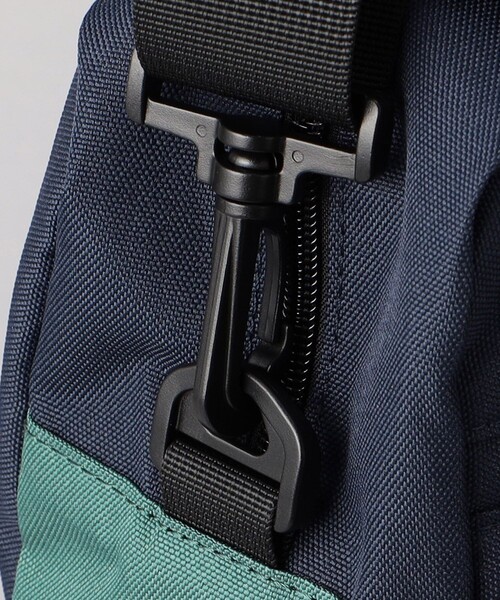 FREAK'S STORE（フリークスストア）の「OUTDOOR PRODUCTS × FREAK'S STORE/アウトドアプロダクツ 別注 MESSENGER BAG/別注 メッセンジャー バッグ/ショルダーバッグ（メッセンジャーバッグ・レディース・その他9/ブラック/ベージュ・ONE SIZE）」の21枚目の写真