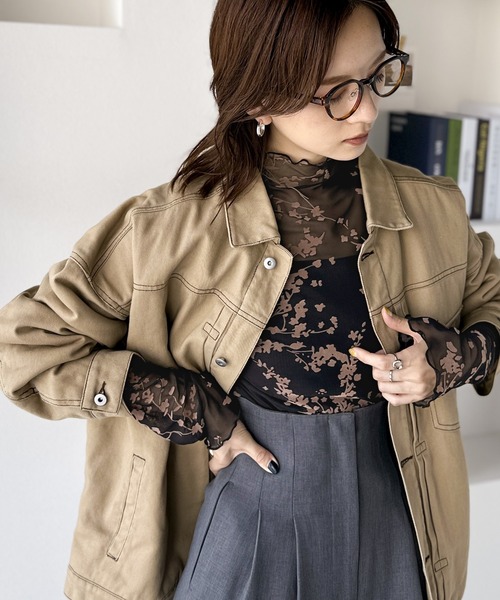 classicalelf（クラシカルエルフ）の「大人シックに映える。花柄フロッキーのシアーハイネックプルオーバー（Tシャツ/カットソー・レディース・ホワイト系その他2/ホワイト系その他/ブラック系その他・LARGE/X-LARGE/SMALL/MEDIUM）」の12枚目の写真