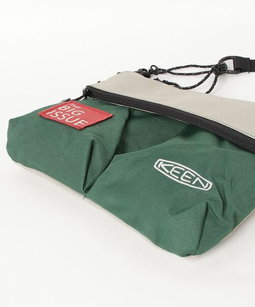 KEEN(キーン)の「HARVEST MATERIAL MULCHWAY SACOCHE / ハーベス マテリアル マルチウェイ サコッシュ ★Collaboration with BIG ISSUE(バックパック/リュック・メンズ・グリーン・OS)」の3枚目の写真
