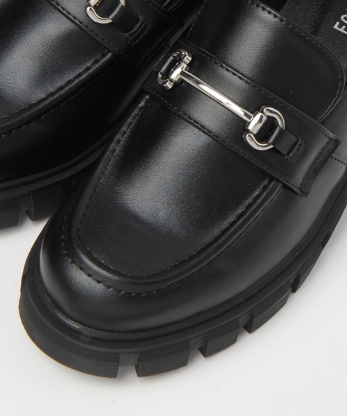 FOREVER 21（フォーエバー トゥエンティーワン）の「厚底ビットローファー2（ローファー・レディース・ブラウン系その他/ブラック・MEDIUM/SMALL/LARGE）」の7枚目の写真