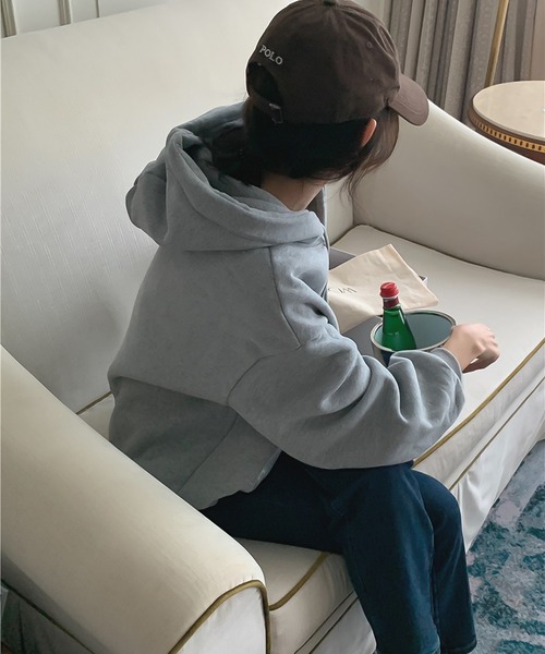 LAFFMO（ラフモ）の「オーバーサイズロゴプリントフーディー（パーカー・レディース・ライトグレー/ダークグレー/ネイビー・F）」の14枚目の写真