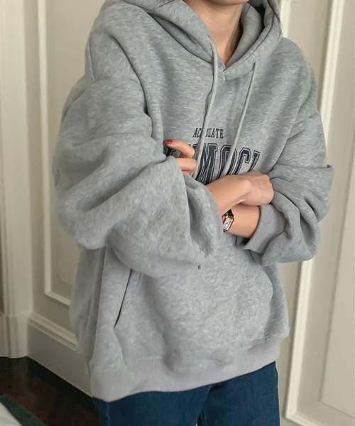 LAFFMO（ラフモ）の「オーバーサイズロゴプリントフーディー（パーカー・レディース・ライトグレー/ダークグレー/ネイビー・F）」の22枚目の写真