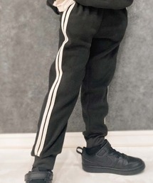 THE CASUAL（カジュアル）の「フリース　ラインパンツ（スウェットパンツ・キッズ）」