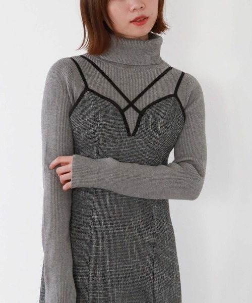 archives（アルシーヴ）の「ポイントチャームタートルリブニット（ニット/セーター・レディース・アイボリー/ブラック/ピンクベージュ/グレー・MEDIUM）」の9枚目の写真