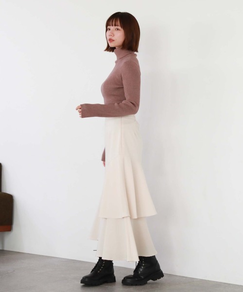 archives（アルシーヴ）の「ポイントチャームタートルリブニット（ニット/セーター・レディース・アイボリー/ブラック/ピンクベージュ/グレー・MEDIUM）」の18枚目の写真