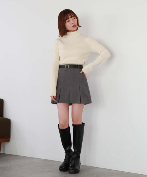 archives（アルシーヴ）の「ポイントチャームタートルリブニット（ニット/セーター・レディース・アイボリー/ブラック/ピンクベージュ/グレー・MEDIUM）」の8枚目の写真