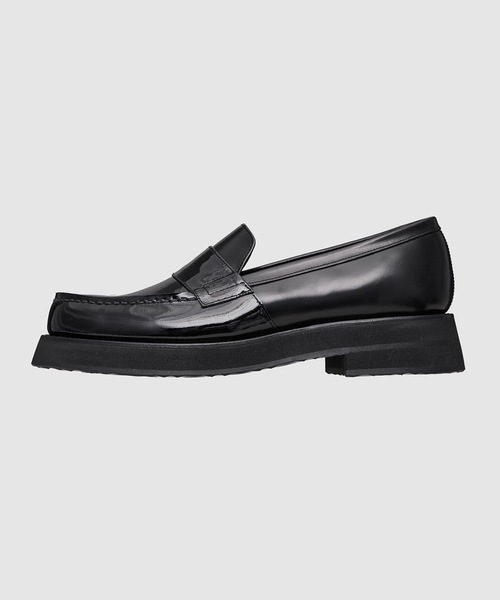 TAKAHIROMIYASHITATheSoloIst.(タカヒロミヤシタザソロイスト)の「loafer shoes(ローファー・メンズ・ブラック/ブラウン/ボルドー・US9)」の2枚目の写真