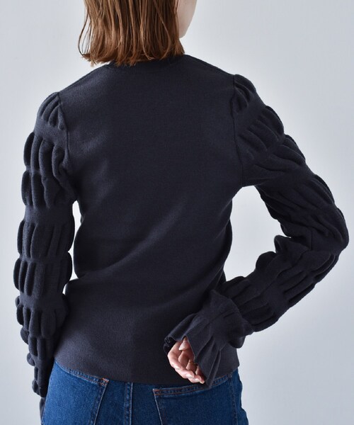 CODE A（コードエー）の「◆CODE A ｜ gathered sleeves knit（ニット/セーター・レディース・グレー/ブラック/ダークパープル・00）」の18枚目の写真