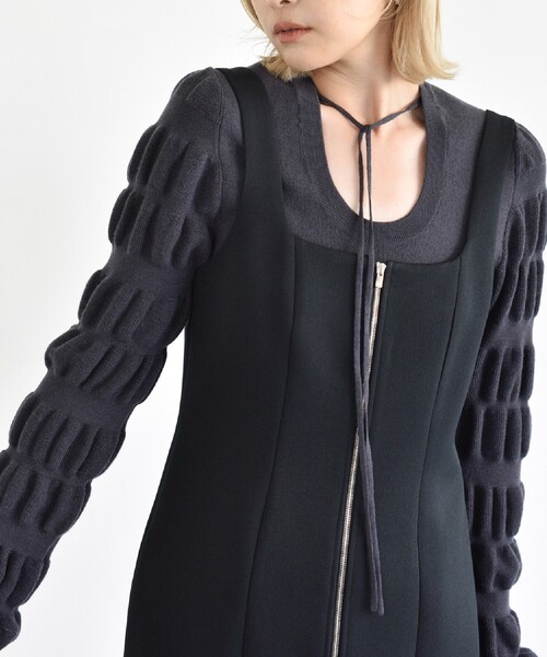 CODE A（コードエー）の「◆CODE A ｜ gathered sleeves knit（ニット/セーター・レディース・グレー/ブラック/ダークパープル・00）」の6枚目の写真