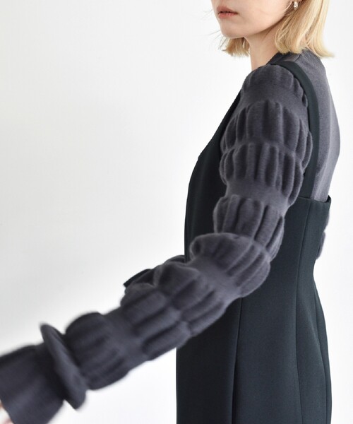 CODE A（コードエー）の「◆CODE A ｜ gathered sleeves knit（ニット/セーター・レディース・グレー/ブラック/ダークパープル・00）」の5枚目の写真