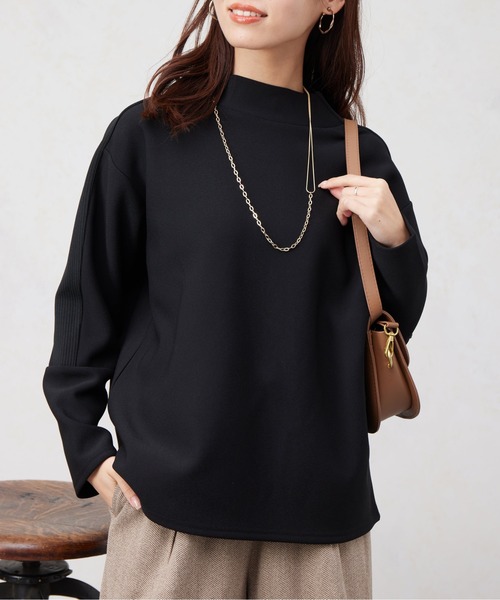 Chez toi(シェトワ)の「リブ切替接結カットジョーゼットプルオーバー(Tシャツ/カットソー・レディース・ブラック/グレイッシュベージュ/グリーン・FREE)」の22枚目の写真