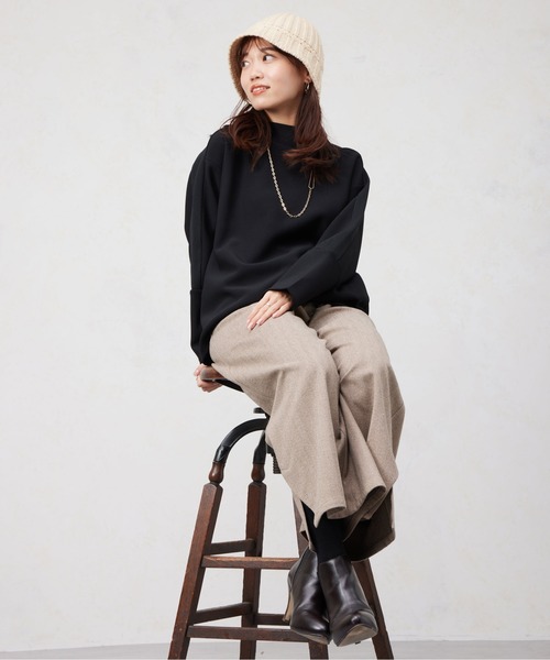 Chez toi(シェトワ)の「リブ切替接結カットジョーゼットプルオーバー(Tシャツ/カットソー・レディース・ブラック/グレイッシュベージュ/グリーン・FREE)」の15枚目の写真