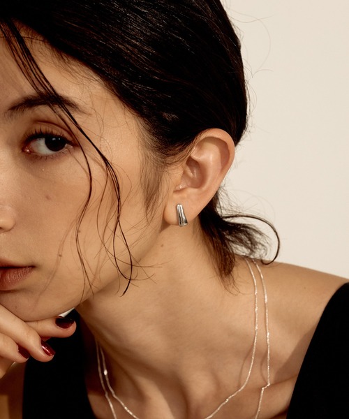 novice(ノーヴィス)の「【novice】Mini Nuance Plate Pierce(ピアス(両耳用)・レディース・ゴールド/シルバー・FREE)」の10枚目の写真