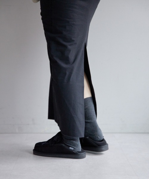 ear PAPILLONNER（イアパピヨネ）の「【MEI(メイ)】モカシン/ファースリッポン（スリッポン・レディース・ベージュ/ブラック・MEDIUM/LARGE）」の12枚目の写真