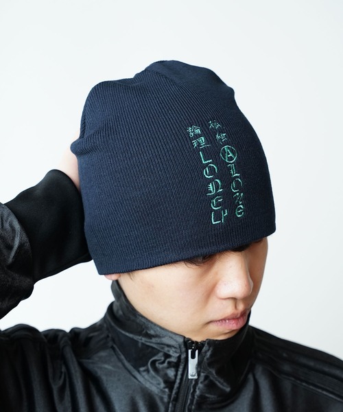 LONELY/論理（ロンリー）の「LONELY(論理)/ロンリー TATE LOGO” BEANIE ビーニー（ニットキャップ/ビーニー・メンズ・ブラック/ネイビー・FREE）」の11枚目の写真