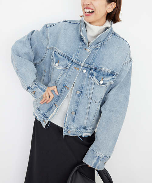IENA（イエナ）の「【AGOLDE/エーゴールドイー】MARTIKA JACKET デニムジャケット（デニムジャケット・レディース・ライトブルー・FREE）」の10枚目の写真